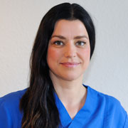 Tierärztin Franziska Heinze Tierärztin Franziska Heinze